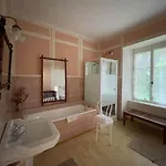 Commanderie De Bourgoult Hébergement de vacances