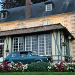 Hébergement de vacances Commanderie De Bourgoult