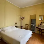 Hébergement de vacances Commanderie De Bourgoult *