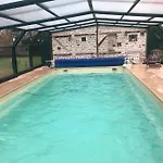 Commanderie De Bourgoult Hébergement de vacances *