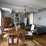 Commanderie De Bourgoult Hébergement de vacances