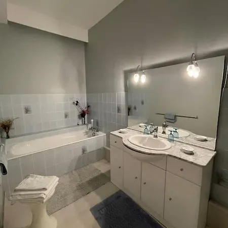 Commanderie De Bourgoult Holiday home Harquency