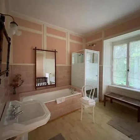 Commanderie De Bourgoult Holiday home