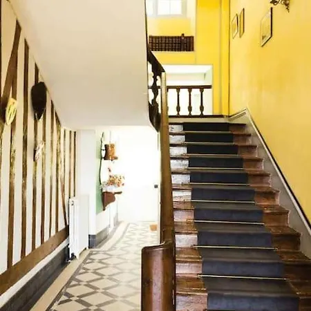 Commanderie De Bourgoult Holiday home Harquency