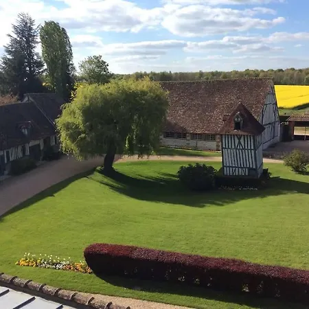Hébergement de vacances Commanderie De Bourgoult